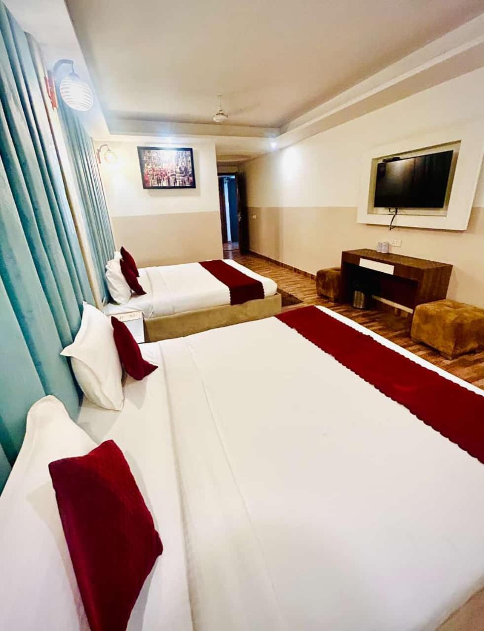 Hotel Airport City 뉴델리 외부 사진
