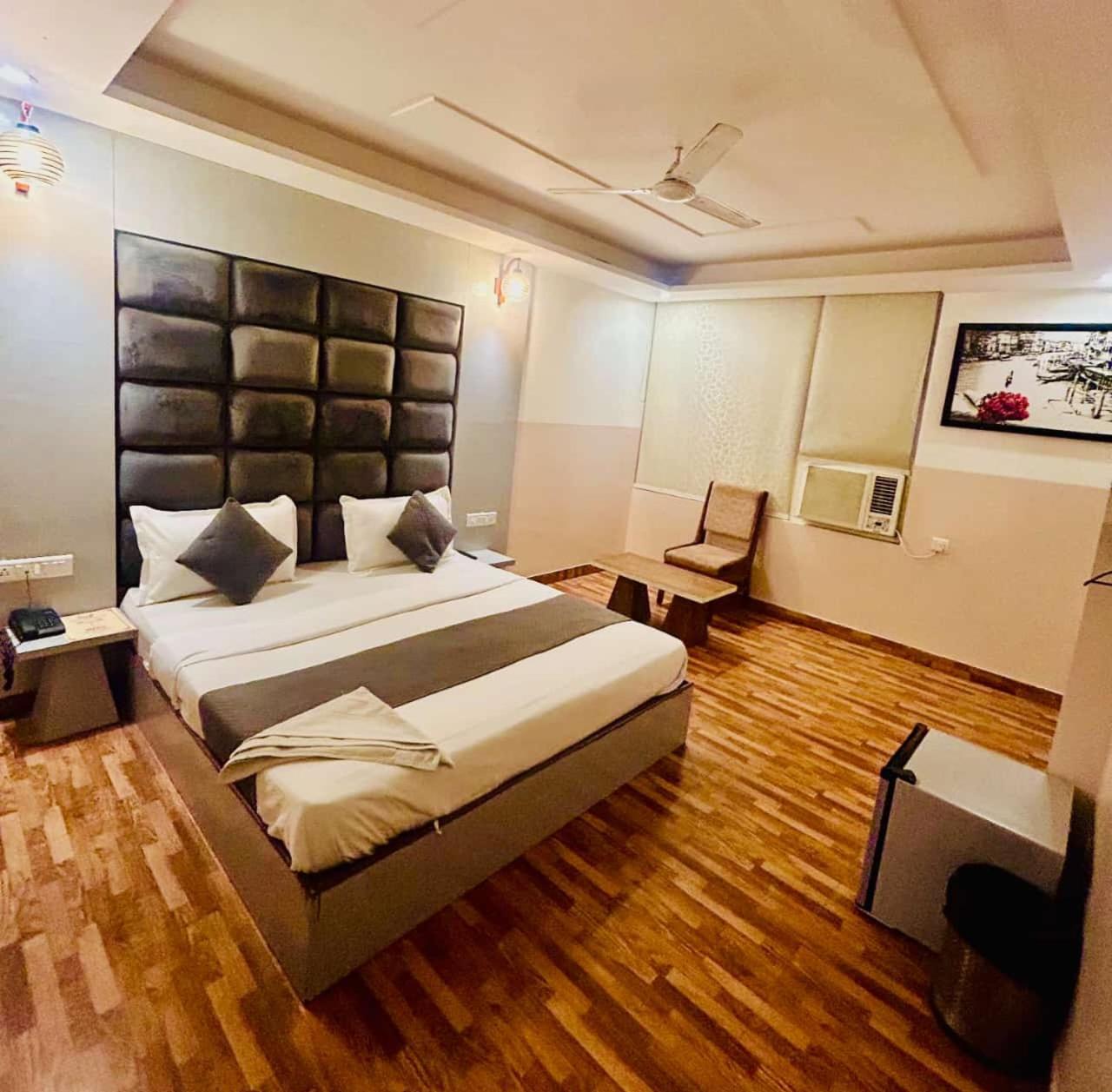 Hotel Airport City 뉴델리 외부 사진