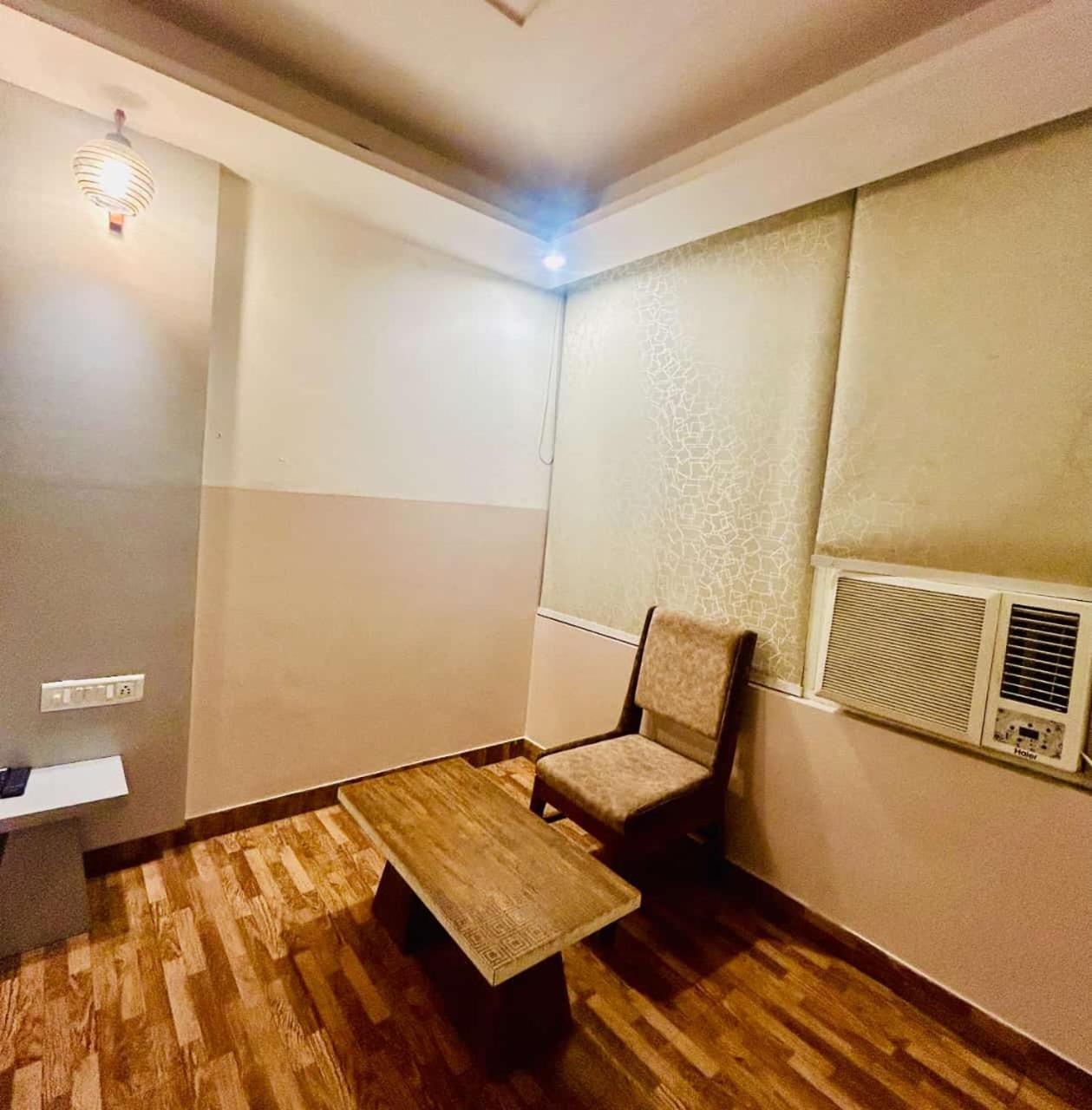 Hotel Airport City 뉴델리 외부 사진